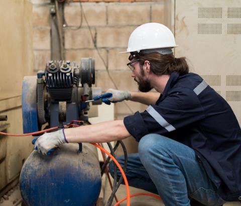 Why Should You Choose Professional Air Compressor Maintenance From Delta Industries?